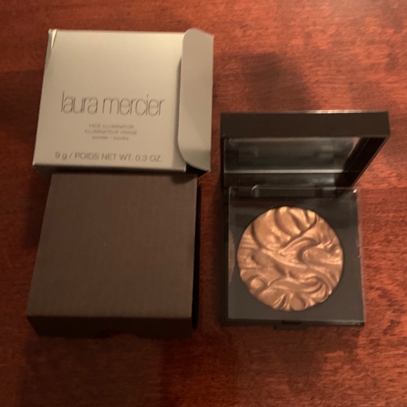 NIB Laura Mercier Face Illuminator: SEDUCTION - Picture 4 of 4